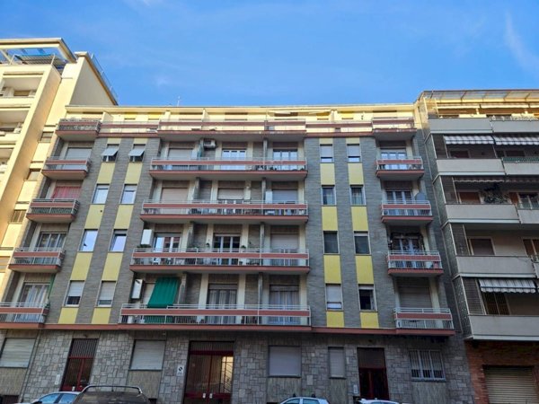 appartamento in vendita a Torino in zona Lingotto