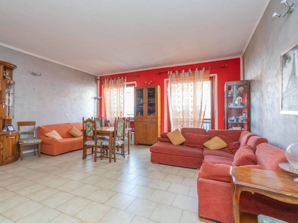 appartamento in vendita a Torino in zona San Salvario