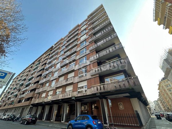 appartamento in vendita a Torino in zona Crocetta