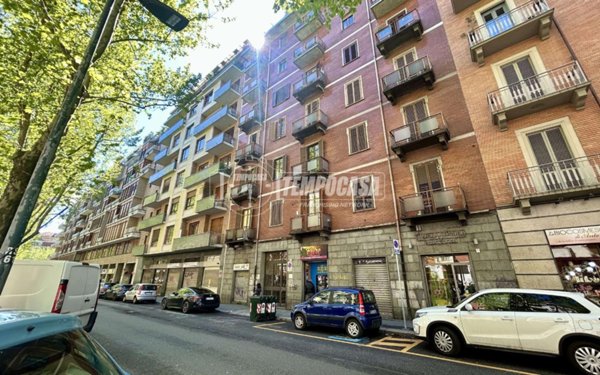 appartamento in vendita a Torino in zona Crocetta