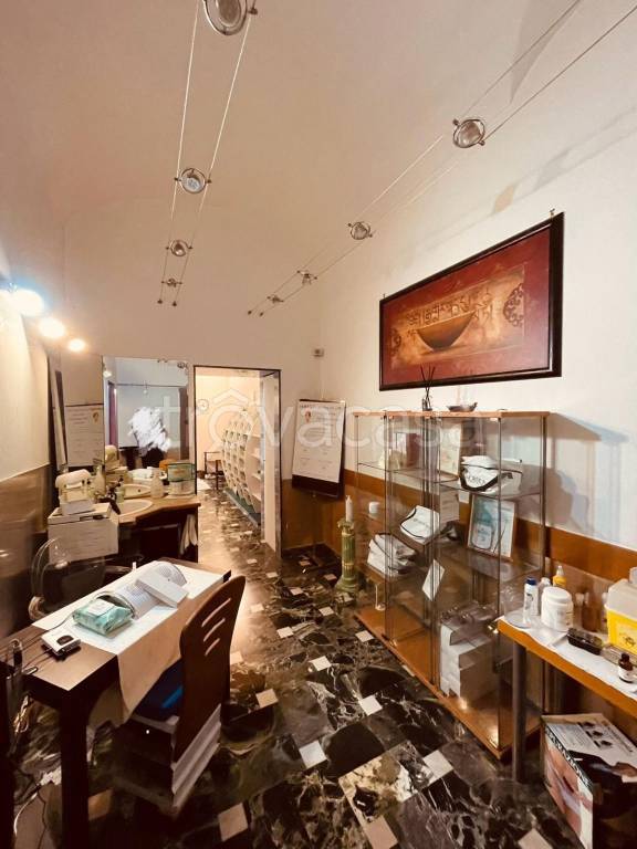 negozio in vendita a Torino in zona Centro Storico