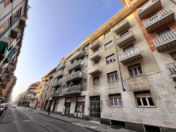 appartamento in vendita a Torino in zona Borgata Vittoria
