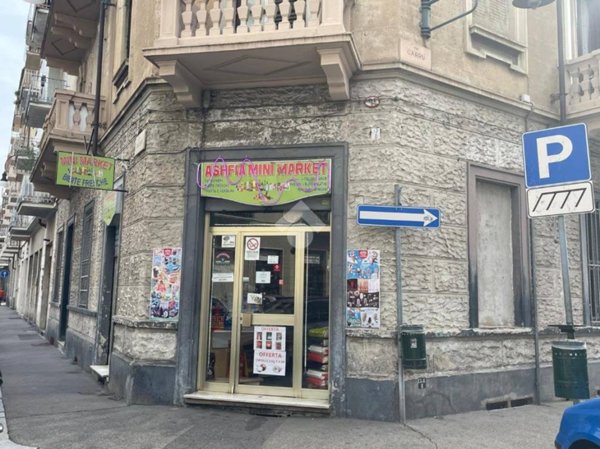 negozio in vendita a Torino in zona Borgo San Paolo