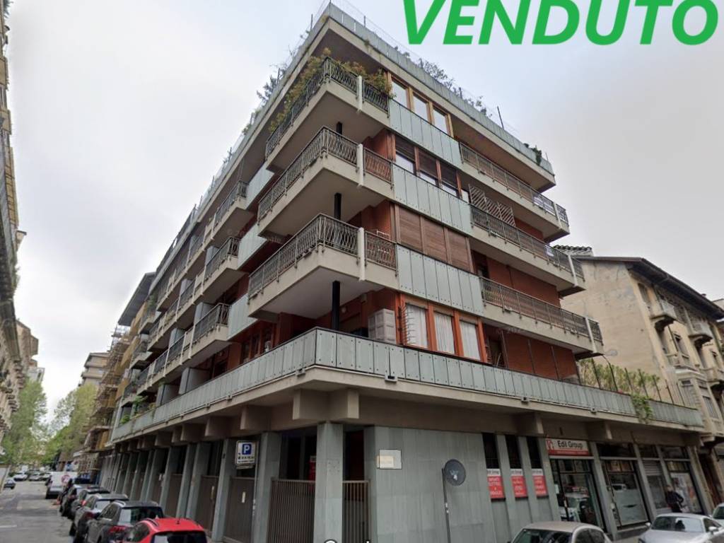 appartamento in vendita a Torino in zona Cit Turin