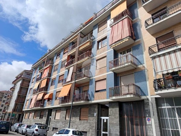 appartamento in vendita a Torino in zona Borgata Vittoria