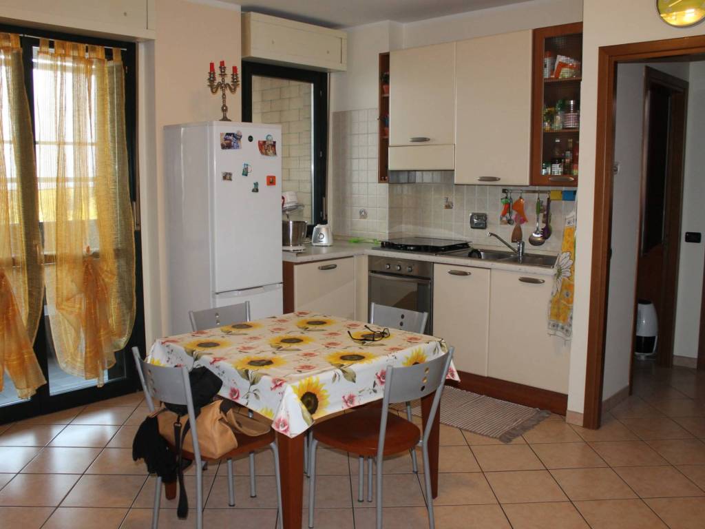 appartamento in vendita a Torino in zona Mirafiori Sud