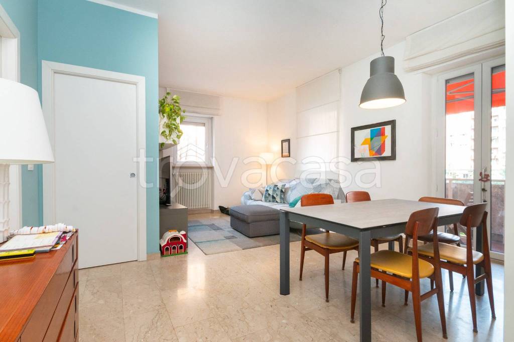 appartamento in vendita a Torino in zona Mirafiori Nord