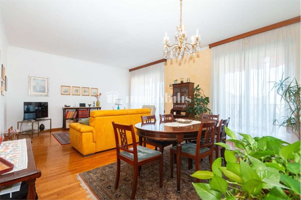 appartamento in vendita a Torino in zona Parella