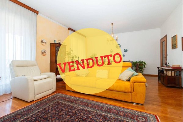 appartamento in vendita a Torino in zona Parella