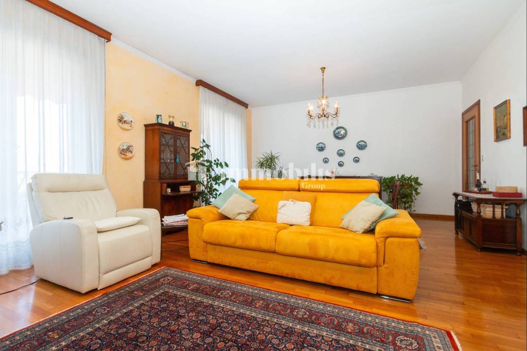 appartamento in vendita a Torino in zona Parella