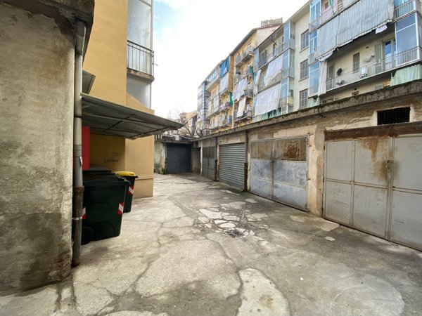 locale di sgombero in vendita a Torino
