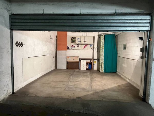 locale di sgombero in vendita a Torino in zona Lingotto