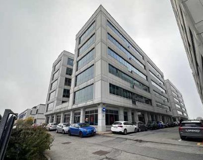 negozio in vendita a Torino in zona Mirafiori Sud