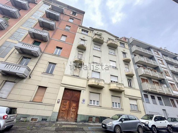 appartamento in vendita a Torino in zona San Salvario