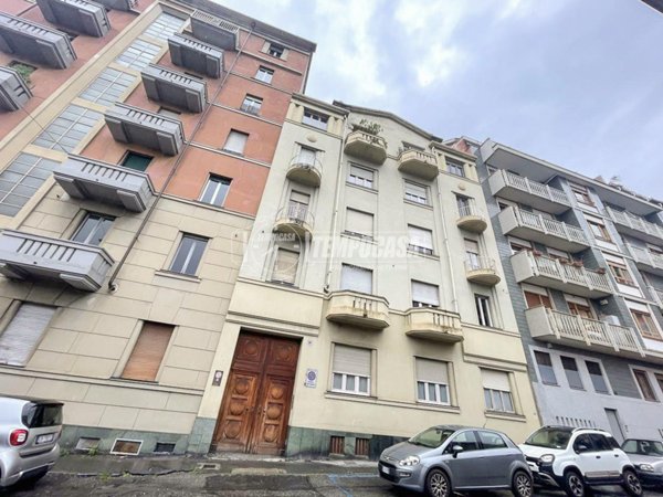 appartamento in vendita a Torino in zona San Salvario