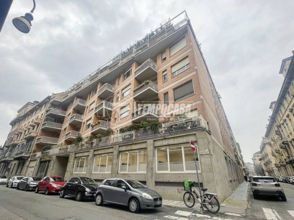 appartamento in vendita a Torino in zona Crocetta