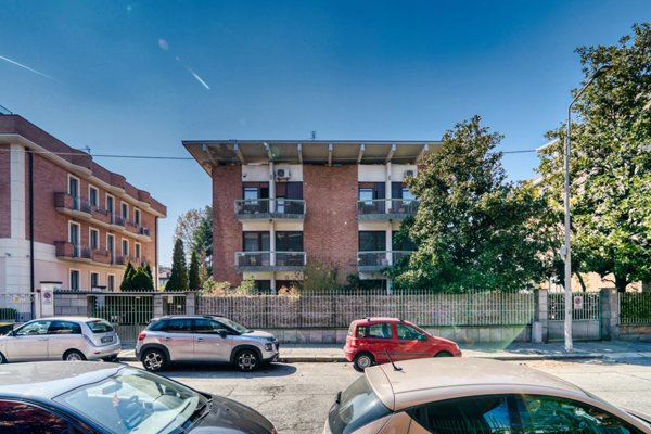 appartamento in vendita a Torino in zona Parella