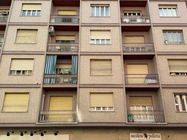 appartamento in vendita a Torino in zona Lingotto