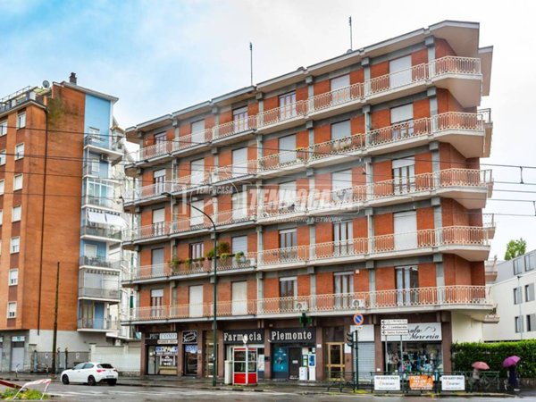 appartamento in vendita a Torino in zona Lucento