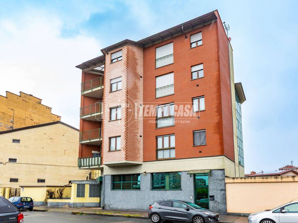 appartamento in vendita a Torino in zona Lucento