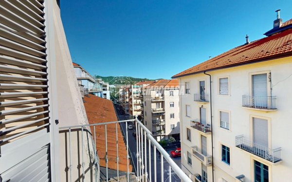 appartamento in vendita a Torino in zona San Salvario