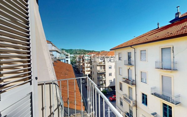 appartamento in vendita a Torino in zona San Salvario