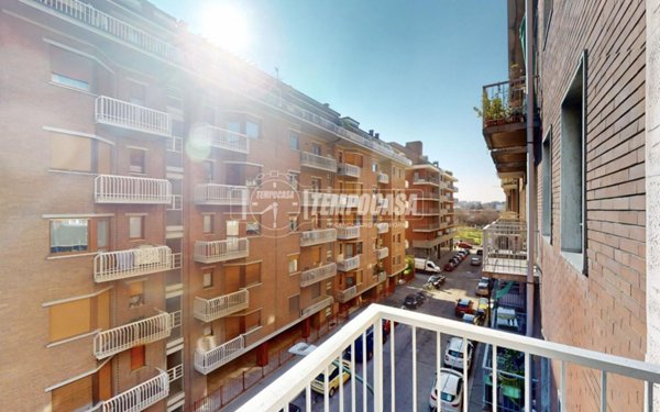 appartamento in vendita a Torino in zona Santa Rita