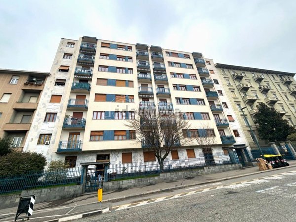 appartamento in vendita a Torino in zona Campidoglio