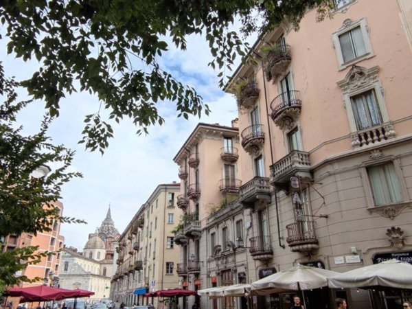 appartamento in vendita a Torino in zona Centro Storico
