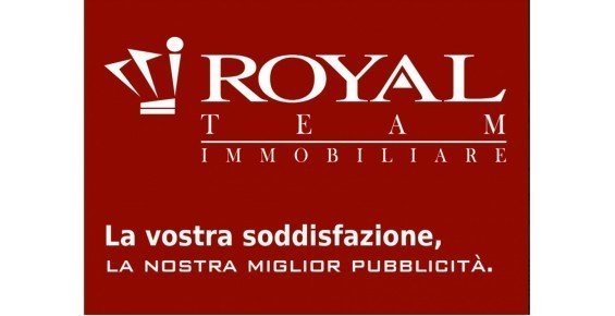 locale commerciale in vendita a Torino in zona Centro Storico
