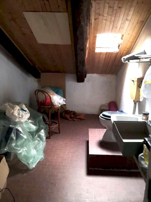 locale di sgombero in vendita a Torino in zona Crocetta