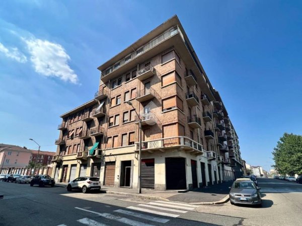 appartamento in vendita a Torino in zona Lingotto