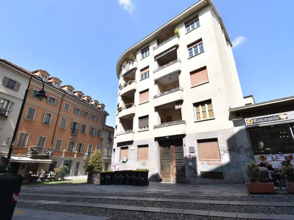 appartamento in vendita a Torino in zona Aurora