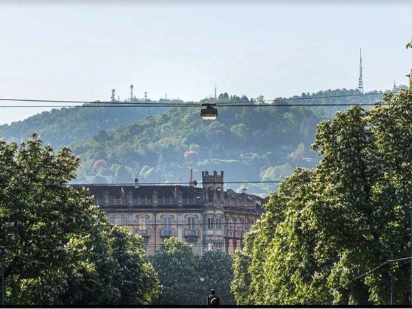 intera palazzina in vendita a Torino in zona Centro Storico