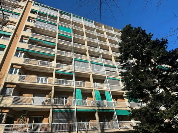 appartamento in vendita a Torino in zona Lingotto