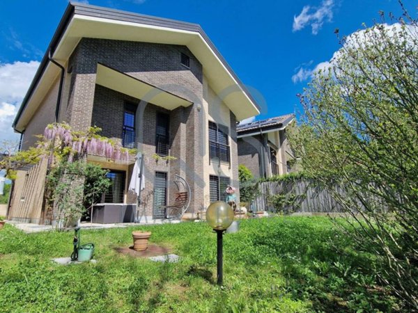 casa indipendente in vendita a Torino in zona Superga