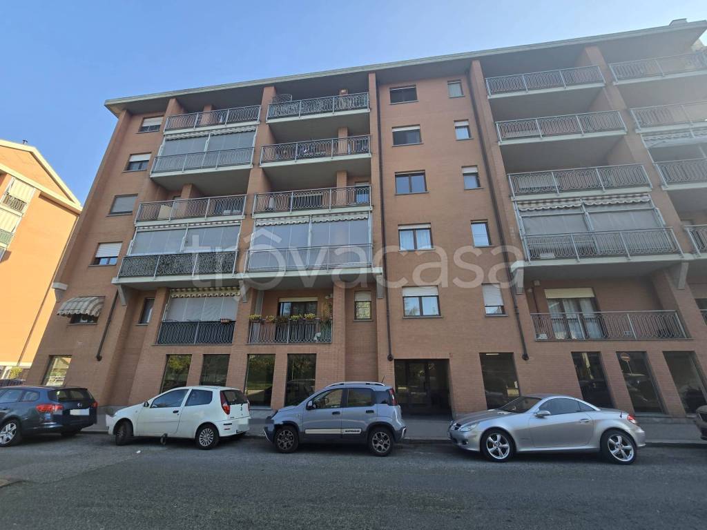 appartamento in vendita a Torino in zona Borgata Vittoria