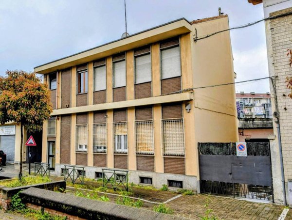 intera palazzina in vendita a Torino in zona Madonna di Campagna