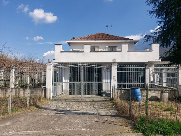 appartamento in vendita a Torino in zona Bertolla