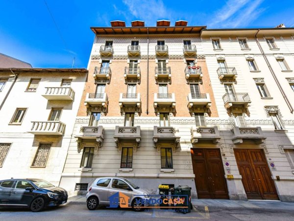 appartamento in vendita a Torino in zona Crocetta
