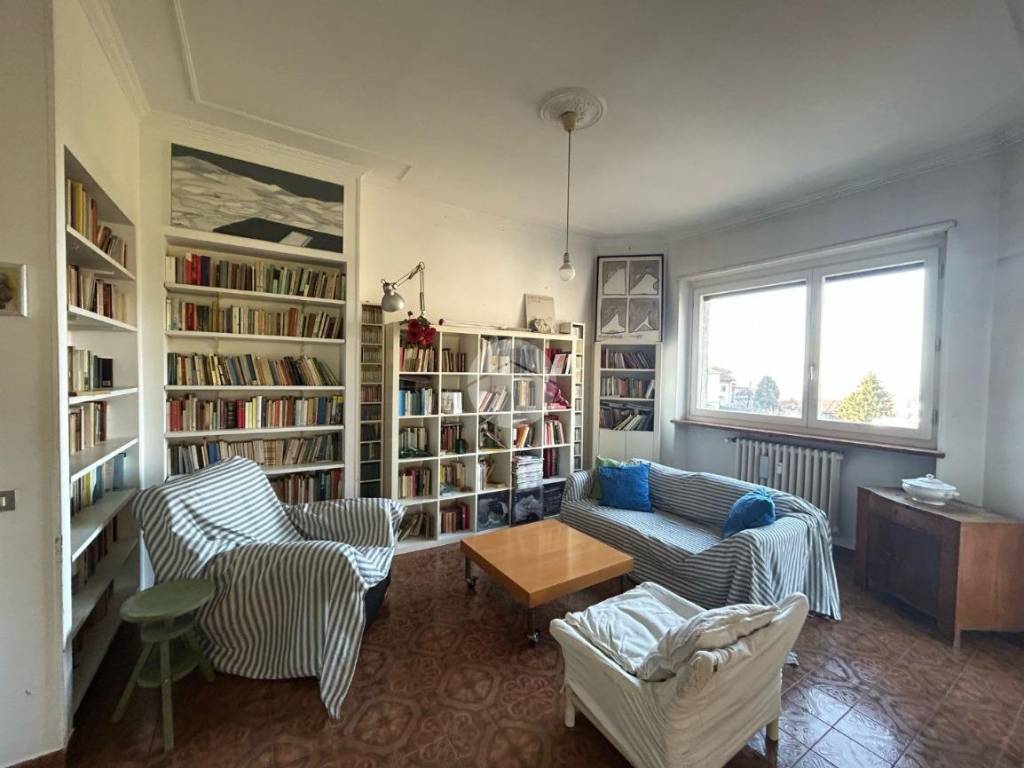 appartamento in vendita a Torino in zona Cavoretto