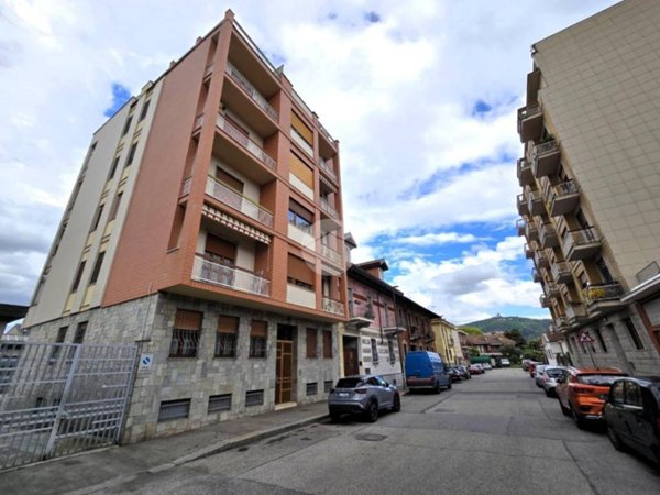 appartamento in vendita a Torino in zona Barca