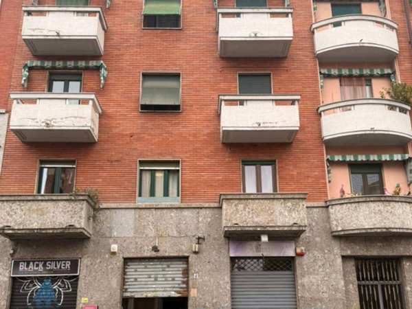 negozio in vendita a Torino in zona Millefonti