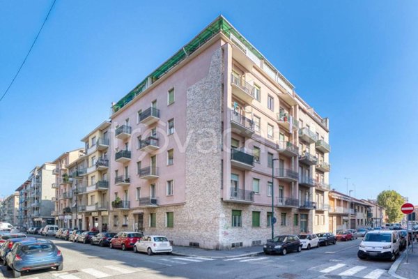 appartamento in vendita a Torino in zona Parella