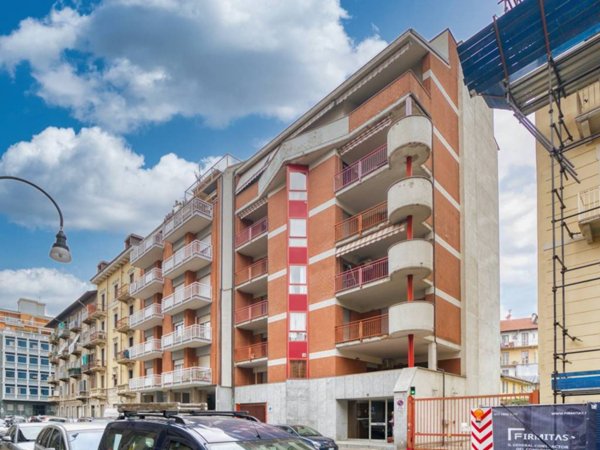appartamento in vendita a Torino in zona Cenisia