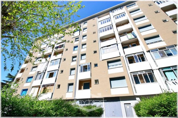 appartamento in vendita a Torino in zona Mirafiori Sud