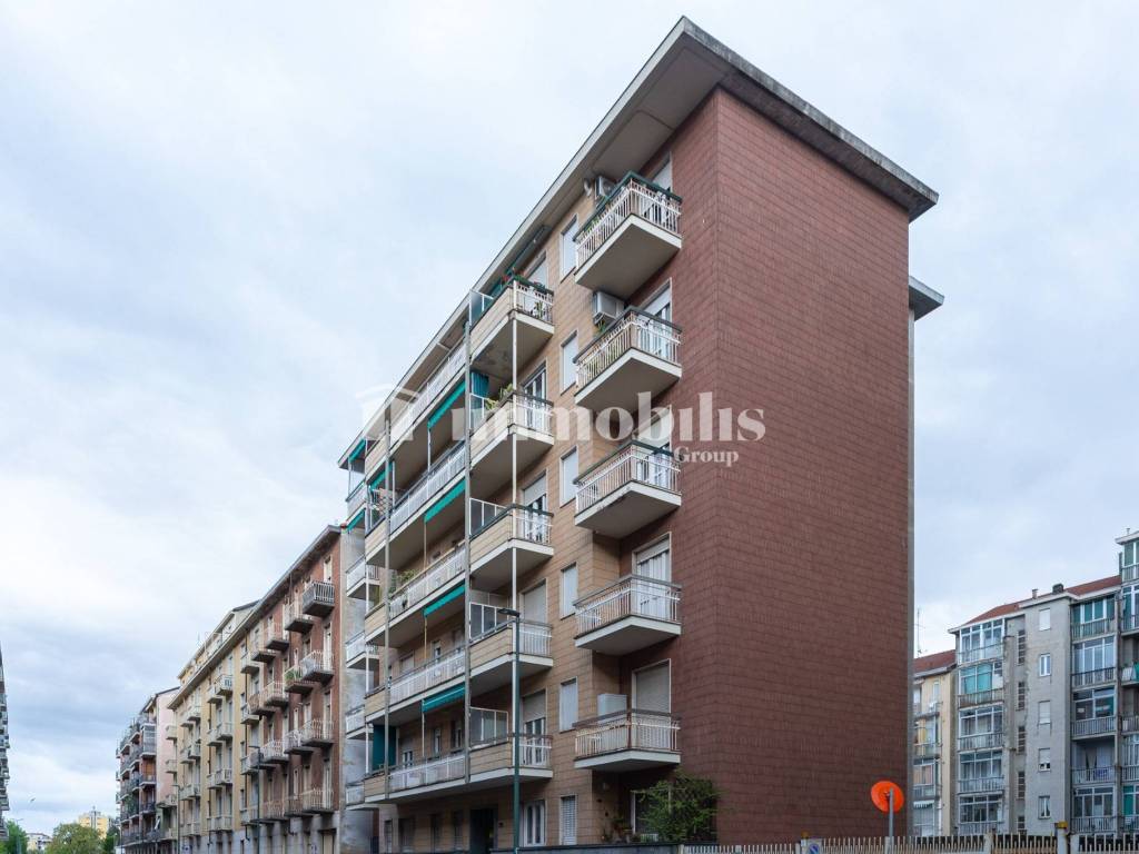 appartamento in vendita a Torino in zona Pozzo Strada