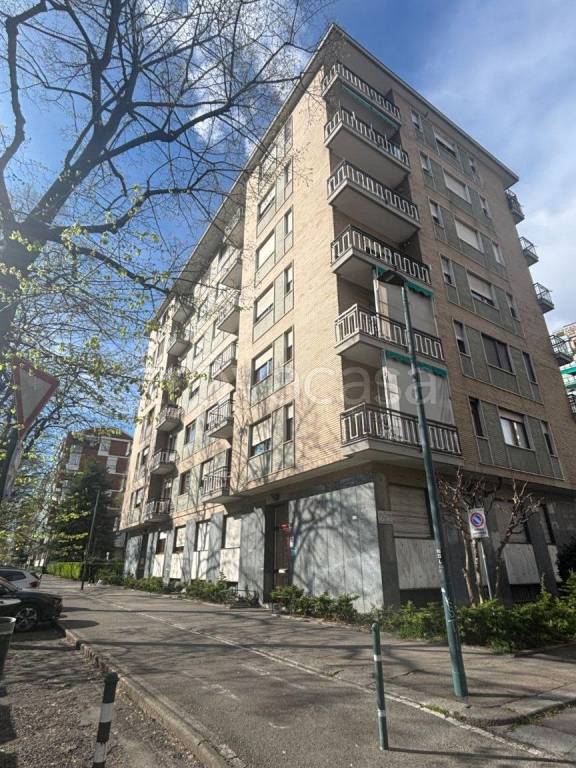 appartamento in vendita a Torino in zona Mirafiori Sud