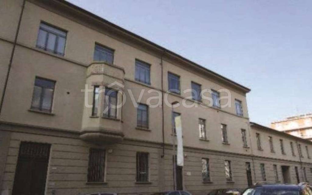 ufficio in vendita a Torino in zona Barriera di Milano