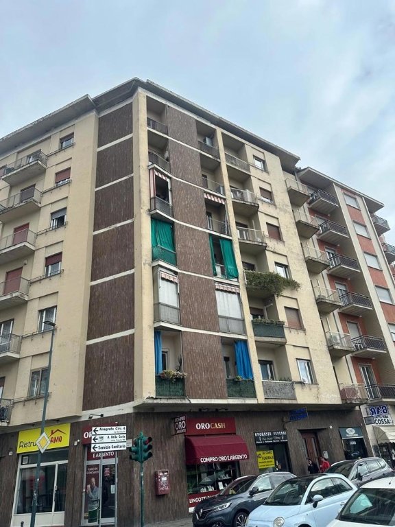 appartamento in vendita a Torino in zona Parella